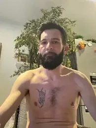 Michel_huge — Stripchat recorded stream screenshot (13 Apr 2026)