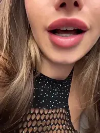 stefannichka — Stripchat recorded stream screenshot (13 Apr 2026)