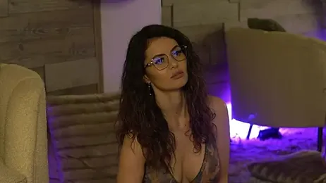 SeductiveMom — Stripchat recorded stream screenshot (14 Apr 2026)