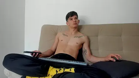 Lucas-Aaron — Stripchat recorded stream image, 14.04.2026 18:10