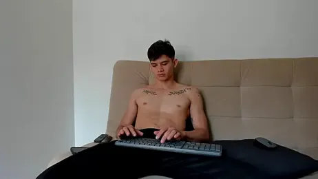 Lucas-Aaron — Stripchat recorded stream image, 14.04.2026 18:10