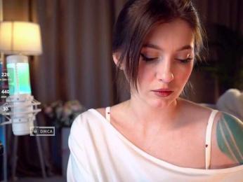 HoneyCherry — Bongacams recorded stream screenshot (14 Apr 2026)