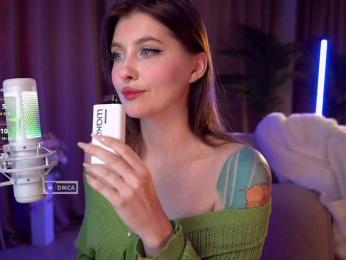 HoneyCherry — Bongacams recorded stream screenshot (14 Apr 2026)