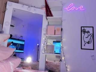 kiraalopez — Camsoda recorded stream image, 14.04.2026 22:10