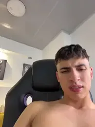 AdrianRinaldi — Stripchat recorded stream screenshot (14 Apr 2026)