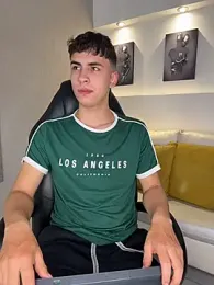 AdrianRinaldi — Stripchat recorded stream screenshot (14 Apr 2026)