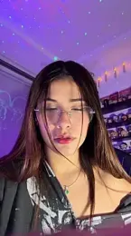 crystal_bunny7 — Stripchat recorded stream image, 15.04.2026 02:30