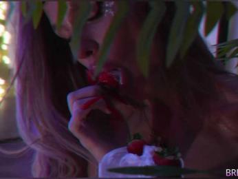 ALVUWKA — Bongacams recorded stream image, 15.04.2026 08:10