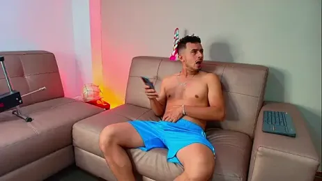 Valentiinoss — Stripchat recorded stream image, 15.04.2026 20:50