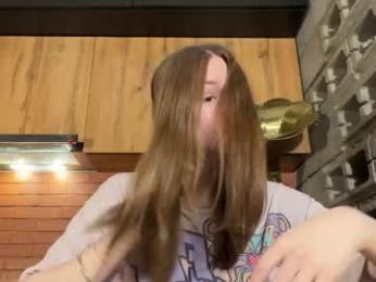 nloraaa — Chaturbate recorded stream screenshot (16 Apr 2026)