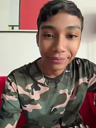 alejo_cute — Stripchat recorded stream screenshot (16 Apr 2026)