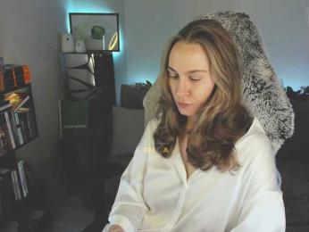 Adamova_Eva — Bongacams recorded stream image, 08.03.2025 14:30