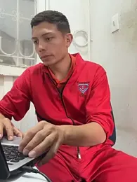 santiObrero — Stripchat recorded stream screenshot (16 Apr 2026)