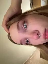 bambi_lu — Stripchat recorded stream image, 16.04.2026 17:40