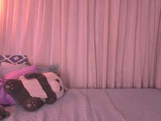 irisallen — Camsoda recorded stream image, 16.04.2026 20:50