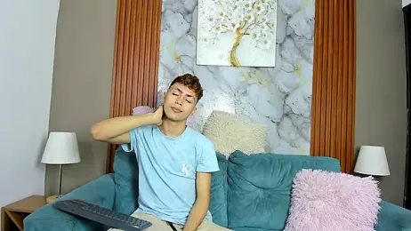 VERY_HOT_GUYS — Stripchat recorded stream screenshot (17 Apr 2026)