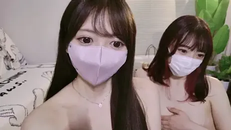 yuki-chi — Stripchat recorded stream screenshot (17 Apr 2026)