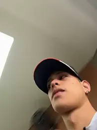 HarryGaze — Stripchat recorded stream screenshot (17 Apr 2026)