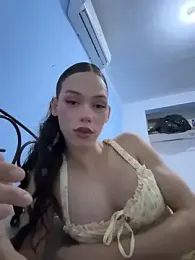 Carlita_cute — Stripchat recorded stream image, 18.04.2026 00:30