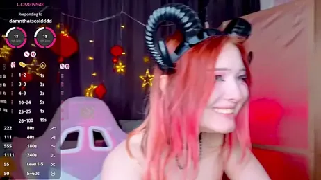 ElswythCovil — Stripchat recorded stream image, 18.04.2026 04:00
