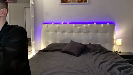 Eliza77 — Stripchat recorded stream screenshot (19 Apr 2026)