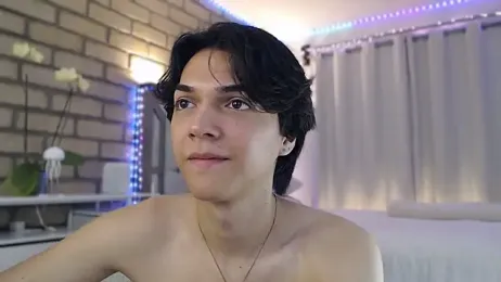 biel_biel — Stripchat recorded stream image, 19.04.2026 05:30