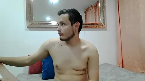 leoylia — Stripchat recorded stream screenshot (19 Apr 2026)