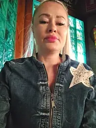 MILFBARBY — Stripchat recorded stream image, 21.04.2026 07:00