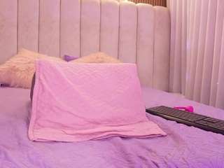 mssbombom — Camsoda recorded stream image, 21.04.2026 03:00