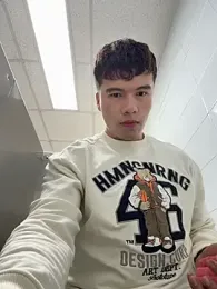 Logan_smith1 — Stripchat recorded stream image, 21.04.2026 14:50