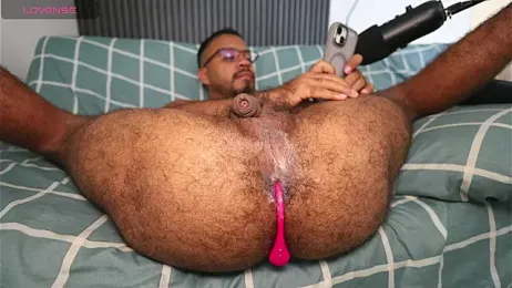 Little_Bear00 — Stripchat recorded stream image, 21.04.2026 16:00