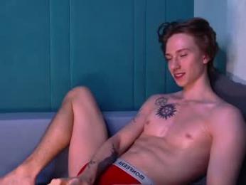 velvet_power — Chaturbate recorded stream image, 22.04.2026 04:40