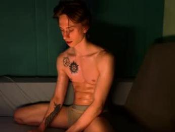 velvet_power — Chaturbate recorded stream image, 22.04.2026 04:40