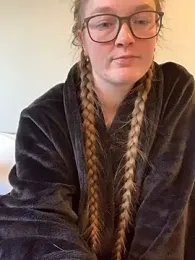 PussiesnCream_ — Stripchat recorded stream image, 23.04.2026 19:30