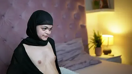 MaiaMini — Stripchat recorded stream image, 25.04.2026 23:40
