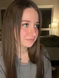 nerdynina — Stripchat recorded stream image, 26.04.2026 00:20