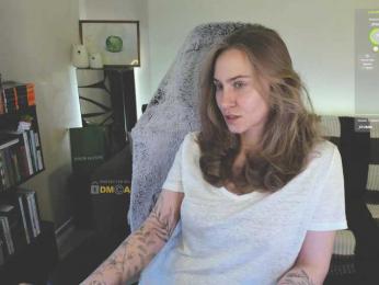 Adamova_Eva — Bongacams recorded stream image, 01.02.2025 13:30
