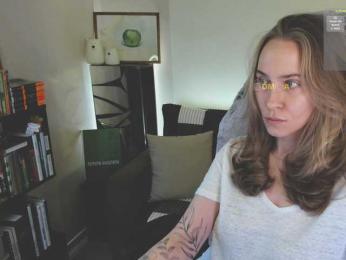 Adamova_Eva — Bongacams recorded stream image, 01.02.2025 13:30