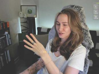 Adamova_Eva — Bongacams recorded stream image, 01.02.2025 13:30