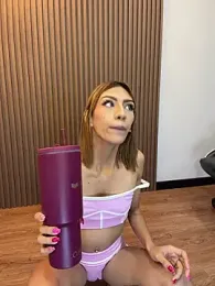 jenn_fit — Stripchat recorded stream image, 26.04.2026 01:10