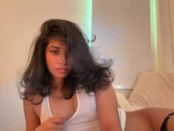 mriea_ — Chaturbate recorded stream image, 27.04.2026 05:30