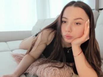 meryfoxxx — Chaturbate recorded stream image, 27.04.2026 10:40