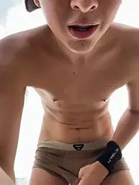 Liam_Moss — Stripchat recorded stream image, 27.04.2026 13:20