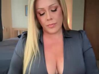 lizpurrxxx — Chaturbate recorded stream image, 27.04.2026 15:20