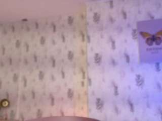 emyliesander — Camsoda recorded stream image, 28.04.2026 12:00