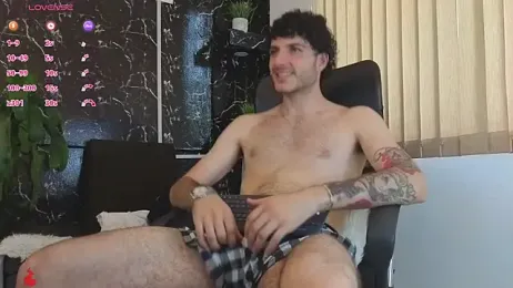 Rafael_Mendezz — Stripchat recorded stream image, 28.04.2026 20:10