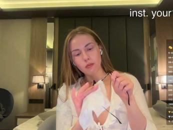 VikkiExtraCheese — Bongacams recorded stream image, 28.04.2026 20:00