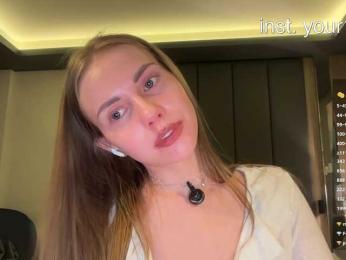 VikkiExtraCheese — Bongacams recorded stream image, 28.04.2026 20:00