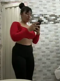 kim_monti — Stripchat recorded stream image, 29.04.2026 21:00