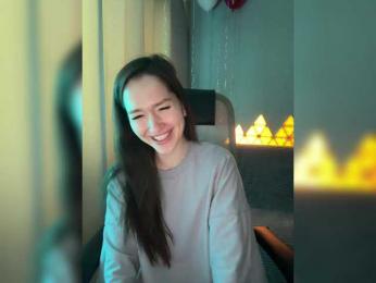 whiteTEA — Bongacams recorded stream image, 09.03.2025 04:30